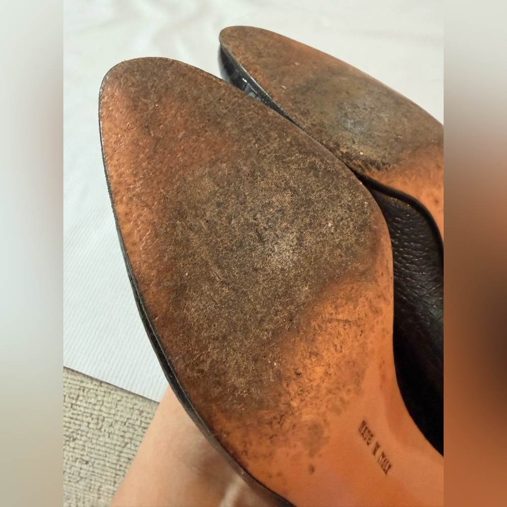 Salvatore Ferragamo Black Croc-Embossed heels - Picture 10 of 12